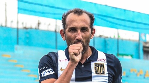 ¿Para que vea Liga?: Triple asistencia de Hernán Barcos en Perú