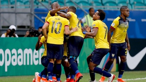 SALVADOR, BRAZIL - JUNE 21: Valencia Lastra of Ecuador celebrates his first goal of the game with teammates during the Copa America Brazil 2019 group C match between Ecuador and Chile at Arena Fonte Nova Stadium on June 21, 2019 in Salvador, Brazil. (Photo by Felipe Oliveira/Getty Images)-Not Released (NR)