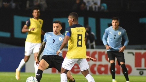 Carlos Gruezo jugó los 90 minutos contra Uruguay. Foto: GettyImages