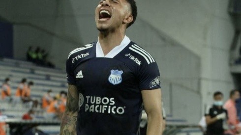 Millonaria suma: Emelec recibe oferta por Joao Rojas