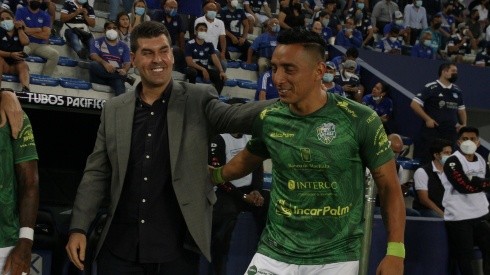 Emelec jugó con 10 después de la expulsión de Sebastián Rodríguez. Foto: API