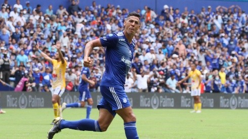 Quiroga es uno de los goleadores de Emelec en esta temporada. Foto: API