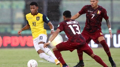 Venezuela v Ecuador - FIFA World Cup 2022 Qatar Qualifier