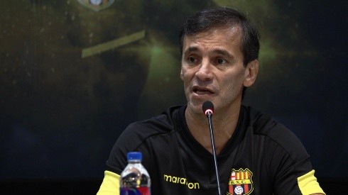 ¿Vuelve Pineida?: Fabián Bustos habló de los refuerzos para Barcelona SC en 2023