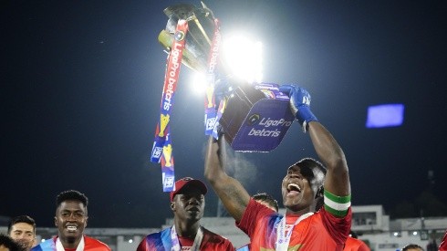 El Nacional fue campeón de la Serie B. Foto: API