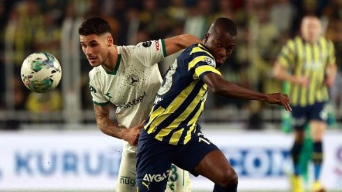 Enner Valencia en un partido con Fenerbahce de Turquía. Foto: Getty Images.