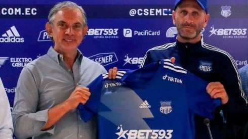 ¿Nuevo refuerzo?:A Emelec le ofrecieron delantero de renombre mundial