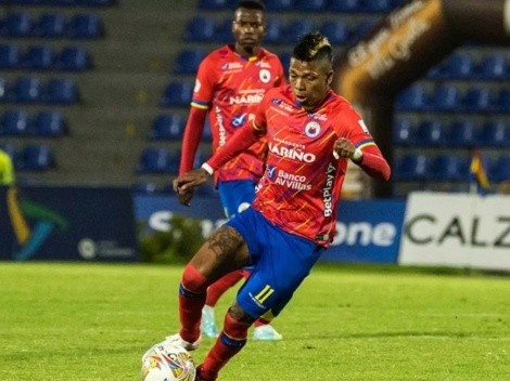 (VIDEO) Golazo de Billy Arce en el fútbol colombiano