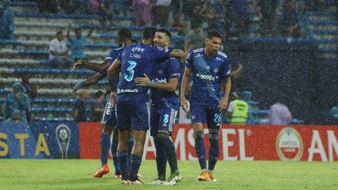 Emelec viene de una victoria ante Huracán. Foto: API