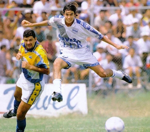 Un joven Ivan Kaviedes logró ser el máximo goleador del año 1998.
